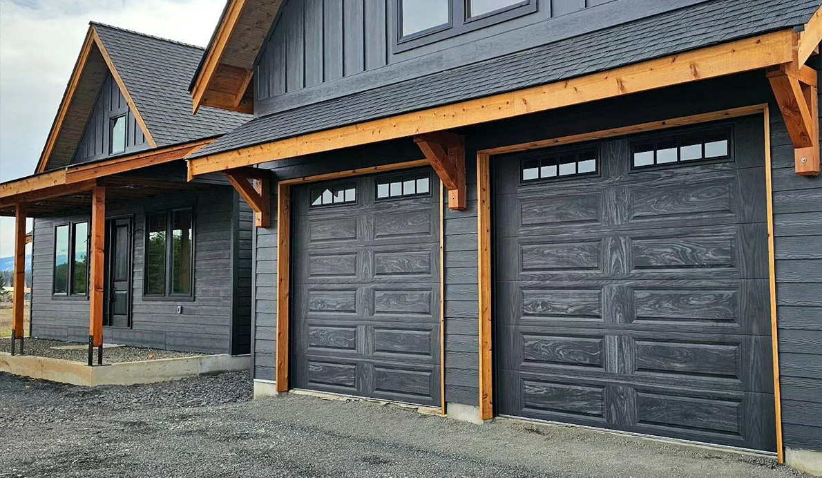 CHI 2751 Garage Door