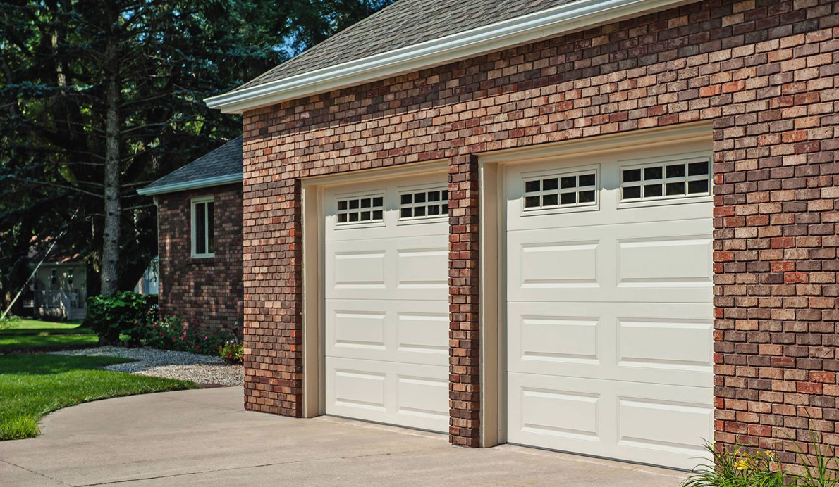 CHI 4206 Garage Door
