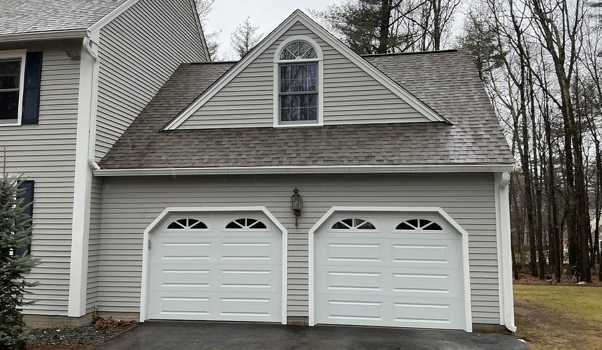 CHI 4216 Garage Door