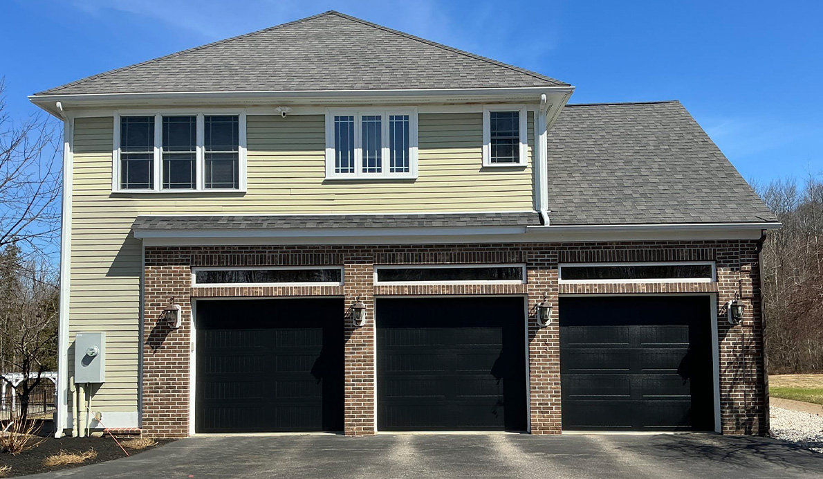 CHI 5916 Garage Door